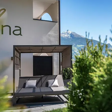 Vitaurina Royal فندق موليني دي ترويس