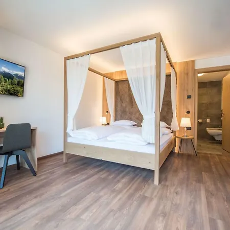 Vitaurina Royal 3*