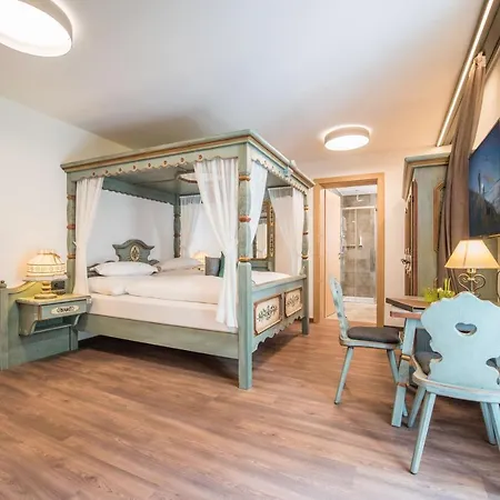 Vitaurina Royal Hotel 3*